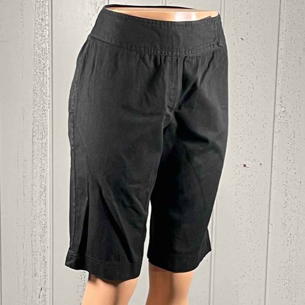 *Pantology Women’s Black Capri Pants Sz 8